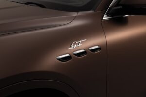 Maserati Grecale SUV GT model exterior vew of the three side vents 