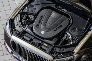 Mercedes-Maybach S-Class V8 and V12 engine 